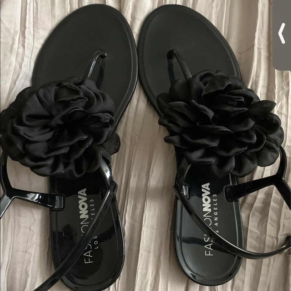 Fashion Nova sandals